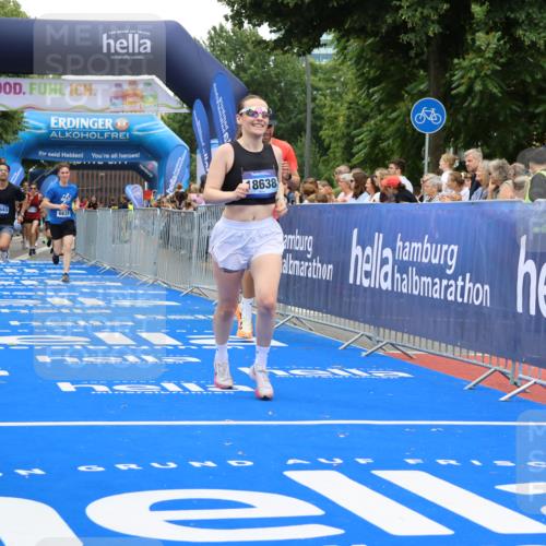 29.06.2025 - hella hamburg halbmarathon Strokosch-Dieckow http://msf.ph/oto/8484174 29.06.2025 10:45:27 Ziel 1697, 2138, 2367, 2415, 2470, 3186, 5623, 6831, 8374, 8668, 11469, 12277, 12643, 14062, 14703, 16725, 17499, 18407, 18638 meine-sportfotos.de