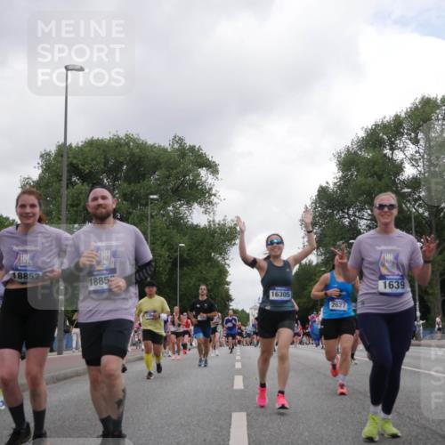 29.06.2025 - hella hamburg halbmarathon Luisa Fischer http://msf.ph/oto/8484484 29.06.2025 10:51:38 Kennedybrücke 34, 418, 18852, 1885, 16305, 2627, 04, 1639, 1246, 1639, 2627, 2704, 3049, 3077, 4856, 5952, 6950, 7427, 7970, 8077, 9696, 9775, 9787 meine-sportfotos.de