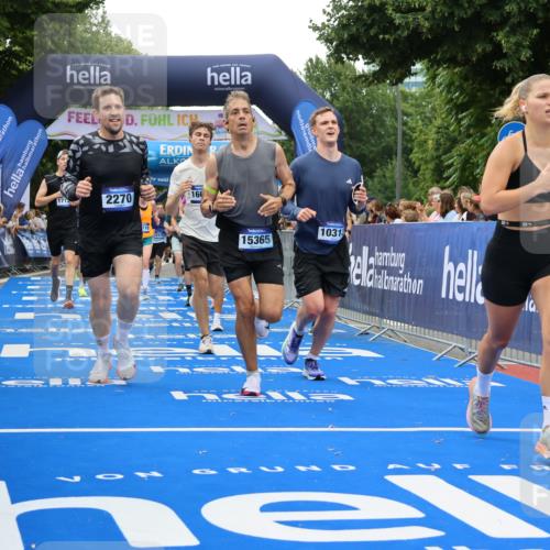 29.06.2025 - hella hamburg halbmarathon Strokosch-Dieckow http://msf.ph/oto/8484704 29.06.2025 10:45:07 Ziel 1171, 2270, 3917, 4997, 6054, 6266, 6375, 6575, 6819, 7087, 7709, 7843, 9302, 9710, 10313, 10741, 11688, 12783, 13919, 15334, 15365, 15636, 15651, 15760, 16513, 16685, 16689, 17120, 17381, 17960, 18346, 18718 meine-sportfotos.de