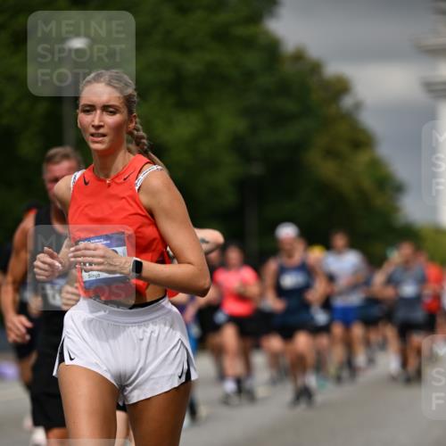 29.06.2025 - hella hamburg halbmarathon Dr. Thomas Lammeyer http://msf.ph/oto/8484839 29.06.2025 10:20:53 Kennedybrücke 1117, 1240, 1602, 1825, 2347, 3023, 3088, 3450, 3622, 3687, 5036, 5037, 6488, 6941, 6948, 7257, 7345, 7358, 7360, 7376, 7924, 7928, 8317, 8513, 8619, 8857, 9091, 9208, 9332, 9492, 9664, 9675, 9676, 9891, 10076, 10165, 10314, 10317, 10320, 10391, 10926, 11335, 11410 meine-sportfotos.de