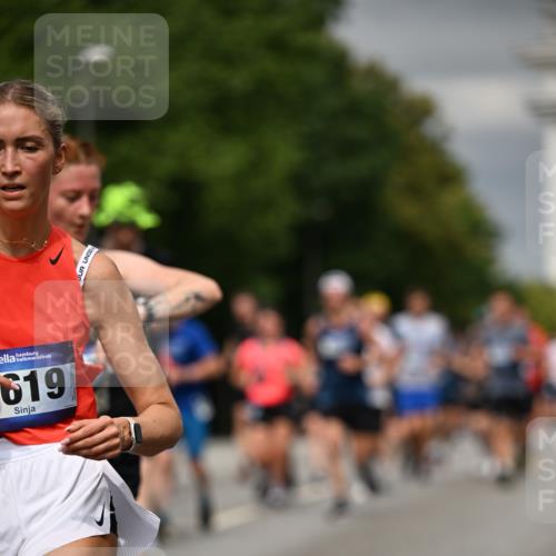 29.06.2025 - hella hamburg halbmarathon Dr. Thomas Lammeyer http://msf.ph/oto/8484914 29.06.2025 10:20:54 Kennedybrücke 1117, 1240, 1602, 1825, 2347, 3023, 3088, 3450, 3622, 5036, 5037, 6488, 6941, 6948, 7257, 7345, 7358, 7360, 7376, 7924, 7928, 8317, 8513, 8619, 8857, 9091, 9208, 9332, 9492, 9664, 9675, 9676, 9891, 10076, 10165, 10314, 10317, 10320, 10391, 10926, 11335, 11410 meine-sportfotos.de