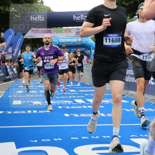 29.06.2025 - hella hamburg halbmarathon Strokosch-Dieckow http://msf.ph/oto/8485013 29.06.2025 10:45:03 Ziel 1171, 1424, 1520, 2270, 3917, 4997, 6266, 6575, 6819, 7087, 7709, 7843, 9302, 9710, 10313, 10741, 11688, 13919, 15334, 15365, 16058, 16685, 16689, 17120, 17381, 17544, 17960, 18055, 18346, 18718 meine-sportfotos.de