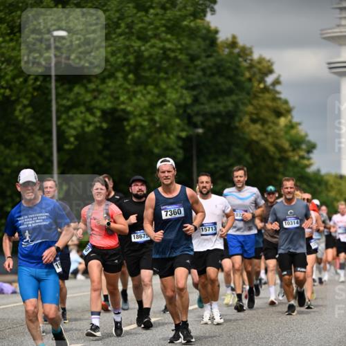 29.06.2025 - hella hamburg halbmarathon Dr. Thomas Lammeyer http://msf.ph/oto/8485092 29.06.2025 10:20:55 Kennedybrücke 1117, 1240, 1602, 1825, 2347, 3023, 3088, 3450, 3622, 5036, 5037, 6328, 6488, 6941, 6948, 7257, 7345, 7358, 7360, 7376, 7924, 7928, 8317, 8513, 8619, 8857, 8983, 9091, 9208, 9332, 9492, 9664, 9675, 9676, 10165, 10314, 10317, 10320, 10391, 10926, 11335, 11410 meine-sportfotos.de
