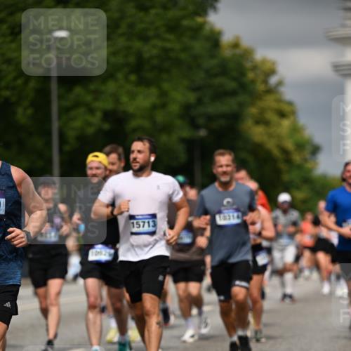 29.06.2025 - hella hamburg halbmarathon Dr. Thomas Lammeyer http://msf.ph/oto/8485306 29.06.2025 10:20:58 Kennedybrücke 1117, 1240, 1403, 1602, 1825, 3023, 3088, 3450, 3622, 5037, 6328, 6488, 6941, 6948, 7257, 7345, 7360, 7376, 7924, 7928, 8317, 8513, 8619, 8983, 9091, 9208, 9664, 9675, 9676, 10165, 10314, 10317, 10320, 10377, 10391, 10735, 10926, 11335, 11410 meine-sportfotos.de