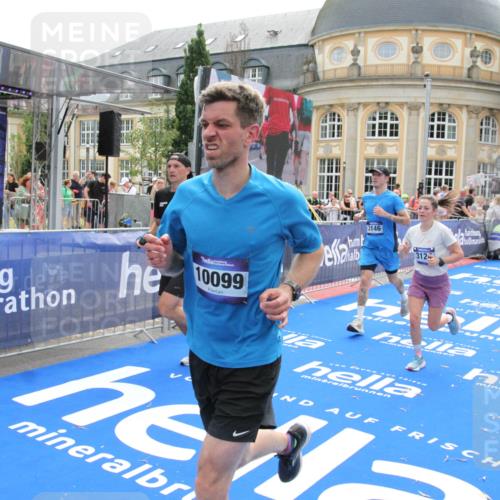 29.06.2025 - hella hamburg halbmarathon Michael Strokosch http://msf.ph/oto/8485389 29.06.2025 10:43:24 Ziel 2653, 3109, 3124, 3146, 10099, 10237, 13348, 15921, 16314, 16720, 16997, 17391, 18274, 18987, 19009, 19051 meine-sportfotos.de