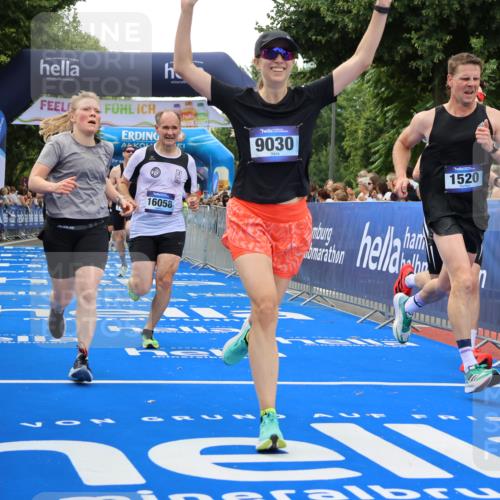 29.06.2025 - hella hamburg halbmarathon Strokosch-Dieckow http://msf.ph/oto/8485576 29.06.2025 10:44:57 Ziel 1171, 1424, 1520, 2098, 2890, 3917, 4425, 6266, 7709, 7843, 9030, 9710, 9720, 10741, 11688, 12161, 13919, 15334, 16058, 17381, 17382, 17406, 17544, 18055, 18631 meine-sportfotos.de