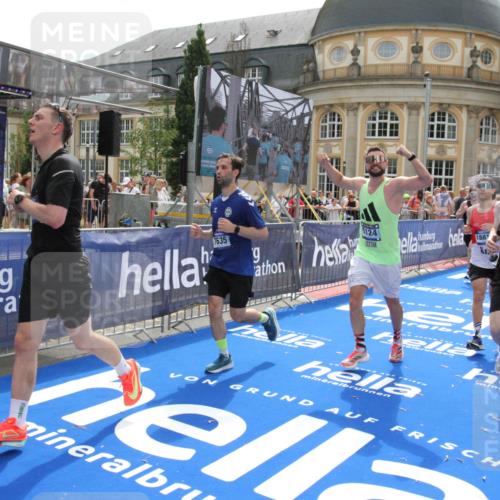 29.06.2025 - hella hamburg halbmarathon Michael Strokosch http://msf.ph/oto/8486121 29.06.2025 10:43:35 Ziel 3928, 4080, 5124, 5436, 7635, 9931, 10246, 11648, 12623, 13996, 14484, 16338, 18513, 18775, 18810, 19229 meine-sportfotos.de