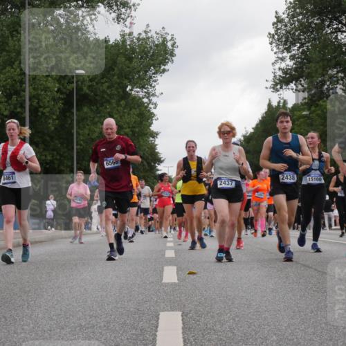29.06.2025 - hella hamburg halbmarathon Luisa Fischer http://msf.ph/oto/8486901 29.06.2025 10:52:51 Kennedybrücke 8461, 0785, 6566, 96, 15411, 2437, 1675, 12881, 38, 2438, 15100, 11776, 2437, 2438, 2716, 3253, 5479, 5480, 7679, 10654, 10782 meine-sportfotos.de