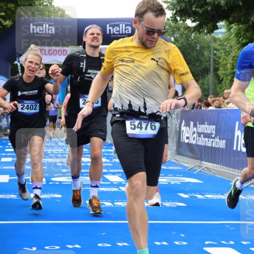 29.06.2025 - hella hamburg halbmarathon Strokosch-Dieckow http://msf.ph/oto/8487120 29.06.2025 10:44:35 Ziel 1468, 1782, 2365, 2402, 3305, 4991, 5476, 6490, 6495, 7322, 7710, 8928, 10669, 12554, 12711, 14351, 14464, 14798, 14816, 15185, 15233, 15862, 16224, 17097, 18107, 18437, 18464, 18539, 18560, 18765, 18868, 19206 meine-sportfotos.de
