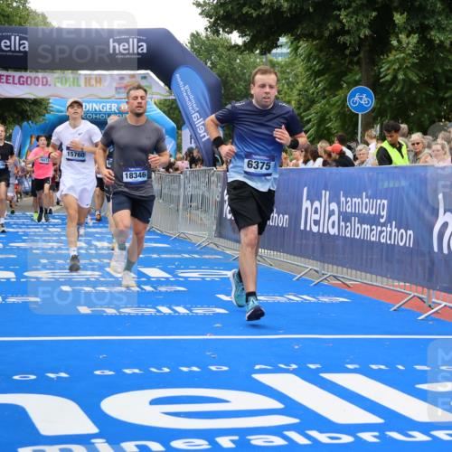 29.06.2025 - hella hamburg halbmarathon Strokosch-Dieckow http://msf.ph/oto/8487662 29.06.2025 10:45:12 Ziel 2188, 2270, 4997, 5706, 6054, 6375, 6575, 6819, 7087, 9105, 9302, 10064, 10313, 12783, 15365, 15563, 15636, 15651, 15741, 15760, 16513, 16685, 16689, 17120, 17960, 18346, 18718 meine-sportfotos.de