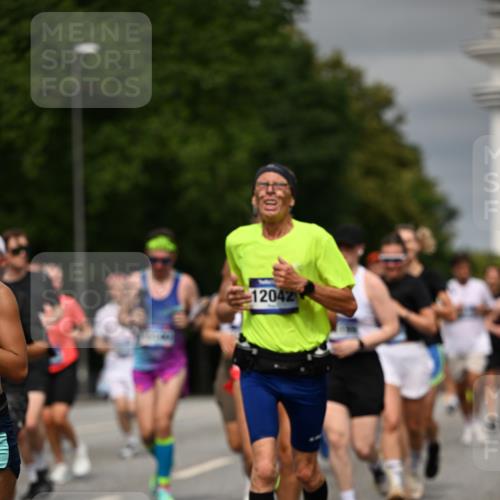 29.06.2025 - hella hamburg halbmarathon Dr. Thomas Lammeyer http://msf.ph/oto/8489015 29.06.2025 10:21:32 Kennedybrücke 1083, 1137, 1156, 1204, 1795, 2225, 2259, 2860, 2908, 3210, 3464, 3466, 3802, 3803, 4218, 4852, 5929, 5930, 5995, 6126, 6128, 6254, 6336, 6352, 6520, 6522, 6786, 7011, 7291, 7945, 8210, 8253, 8309, 8351, 8433, 8558, 8895, 9259, 9400, 9647, 9848, 10460, 10592, 10620 meine-sportfotos.de
