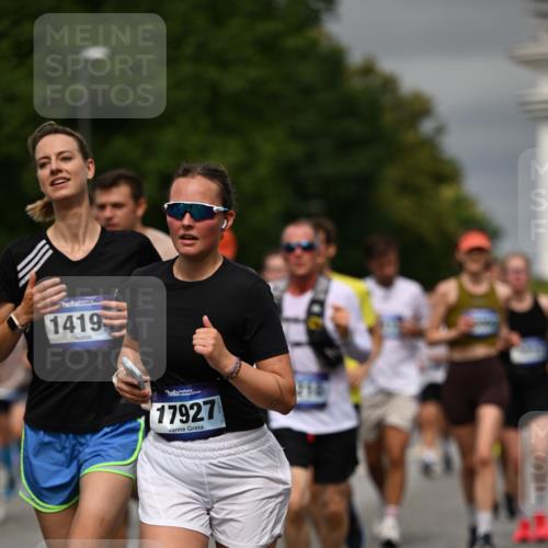 29.06.2025 - hella hamburg halbmarathon Dr. Thomas Lammeyer http://msf.ph/oto/8489274 29.06.2025 10:21:36 Kennedybrücke 1015, 1083, 1137, 1156, 1204, 1274, 1749, 1795, 2225, 2259, 2860, 3210, 3292, 3464, 3466, 3802, 3803, 4218, 4852, 5929, 5930, 6254, 6336, 6352, 6520, 6786, 7011, 7258, 7291, 7945, 8210, 8253, 8309, 8351, 8433, 8558, 9400, 9647, 9848, 10460, 10620, 10677 meine-sportfotos.de