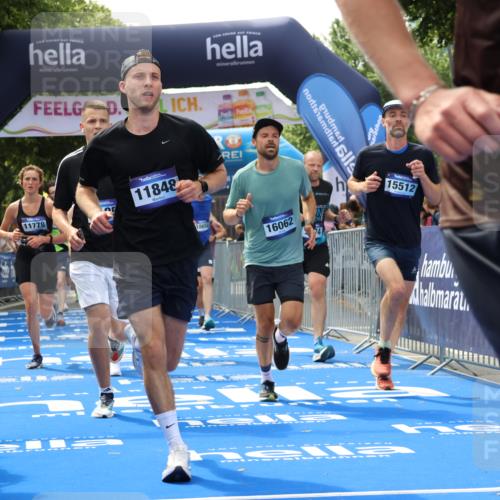 29.06.2025 - hella hamburg halbmarathon Strokosch-Dieckow http://msf.ph/oto/8489560 29.06.2025 10:43:46 Ziel 1976, 3437, 3697, 3907, 4318, 5624, 5692, 6903, 6991, 7185, 8145, 9043, 9114, 9159, 9374, 10493, 11153, 11778, 11809, 11848, 12966, 13421, 13897, 14201, 14210, 14861, 15328, 15512, 15932, 16062, 16105, 17376, 18650, 18678, 19090 meine-sportfotos.de
