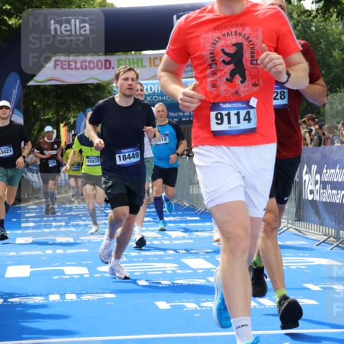 29.06.2025 - hella hamburg halbmarathon Strokosch-Dieckow http://msf.ph/oto/8490012 29.06.2025 10:43:39 Ziel 1976, 3116, 4318, 6903, 6991, 9114, 9159, 11153, 11848, 13421, 13996, 14201, 14210, 14484, 14690, 15328, 15512, 15932, 16062, 16105, 17912, 18449, 18775, 19090, 19229 meine-sportfotos.de