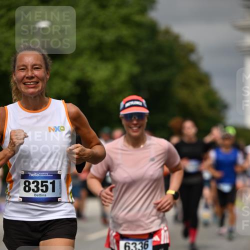 29.06.2025 - hella hamburg halbmarathon Dr. Thomas Lammeyer http://msf.ph/oto/8490146 29.06.2025 10:21:47 Kennedybrücke 1015, 1156, 1204, 1274, 1458, 1622, 1749, 1795, 2094, 2259, 2931, 3138, 3292, 3802, 3803, 4218, 4852, 5002, 5004, 5929, 5930, 6254, 6336, 6352, 7011, 7258, 7945, 8144, 8210, 8351, 8433, 8607, 9400, 9848, 10460, 10509, 10620, 10677, 11275, 11372 meine-sportfotos.de