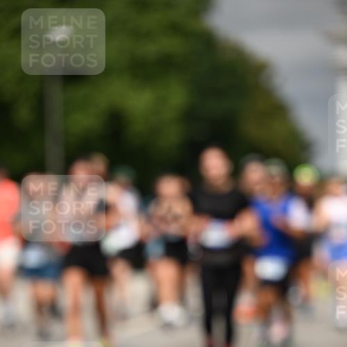 29.06.2025 - hella hamburg halbmarathon Dr. Thomas Lammeyer http://msf.ph/oto/8490272 29.06.2025 10:21:48 Kennedybrücke 1015, 1156, 1204, 1274, 1458, 1554, 1622, 1749, 1795, 2094, 2259, 2931, 3138, 3292, 3802, 3803, 4218, 4852, 5002, 5004, 5929, 5930, 6254, 6336, 6352, 7011, 7258, 7945, 8144, 8210, 8351, 8433, 8607, 9400, 9798, 9848, 10460, 10509, 10620, 10677, 11275, 11372 meine-sportfotos.de