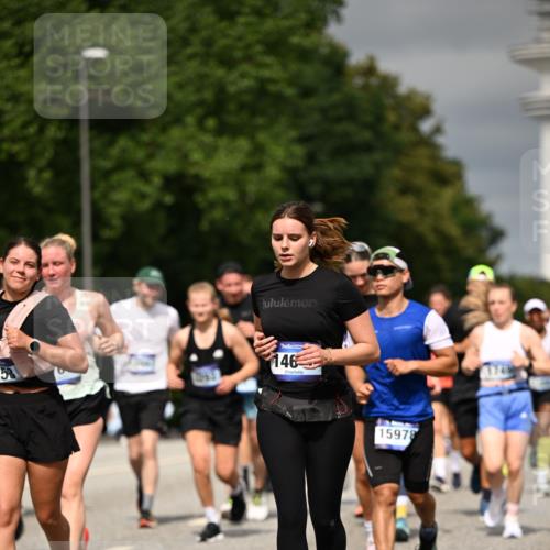 29.06.2025 - hella hamburg halbmarathon Dr. Thomas Lammeyer http://msf.ph/oto/8490333 29.06.2025 10:21:49 Kennedybrücke 1015, 1156, 1204, 1274, 1458, 1554, 1622, 1749, 1795, 2094, 2259, 2931, 3138, 3292, 3802, 3803, 4218, 4852, 5002, 5004, 5294, 5930, 6254, 6336, 6352, 7011, 7258, 7945, 8144, 8210, 8351, 8433, 8607, 9400, 9798, 9848, 10460, 10509, 10620, 10677, 11275, 11372 meine-sportfotos.de
