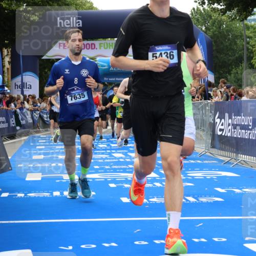 29.06.2025 - hella hamburg halbmarathon Strokosch-Dieckow http://msf.ph/oto/8490932 29.06.2025 10:43:28 Ziel 2653, 3928, 4080, 5124, 5436, 5506, 7635, 8664, 9931, 10237, 10246, 11648, 12623, 13348, 13996, 14484, 16338, 16720, 17391, 18513, 18775, 18810, 18942, 18987, 19009, 19051, 19229 meine-sportfotos.de