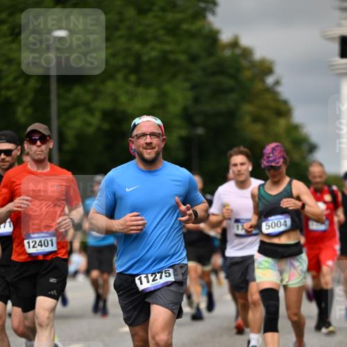 29.06.2025 - hella hamburg halbmarathon Dr. Thomas Lammeyer http://msf.ph/oto/8491583 29.06.2025 10:22:02 Kennedybrücke 1015, 1067, 1274, 1298, 1458, 1554, 1622, 1641, 1749, 1982, 2094, 2147, 2305, 2548, 2931, 3138, 3292, 3977, 4194, 4218, 4804, 5002, 5004, 5023, 5294, 7094, 7258, 7641, 8144, 8248, 8607, 9539, 9586, 9734, 9798, 10332, 10509, 10677, 10831, 11275, 11372 meine-sportfotos.de