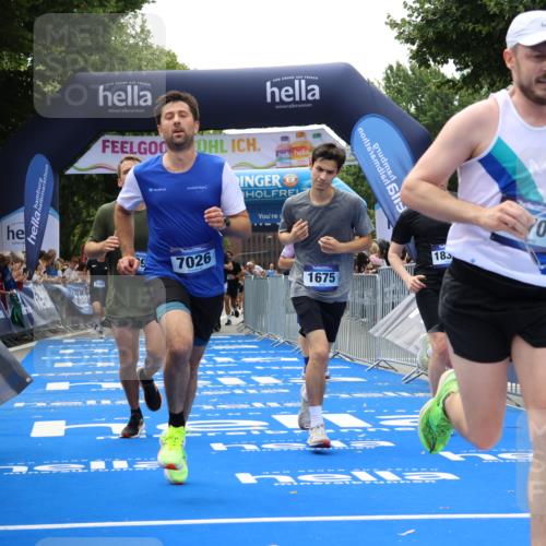 29.06.2025 - hella hamburg halbmarathon Strokosch-Dieckow http://msf.ph/oto/8492303 29.06.2025 10:43:12 Ziel 1675, 3109, 3124, 3146, 4229, 6721, 7026, 7093, 7451, 9833, 10099, 10251, 11177, 12153, 15255, 15706, 16314, 16997, 17177, 18304 meine-sportfotos.de