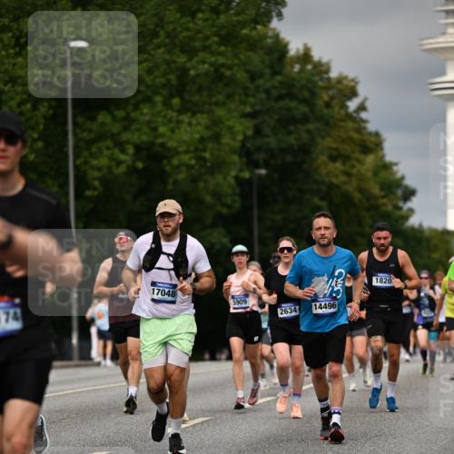29.06.2025 - hella hamburg halbmarathon Dr. Thomas Lammeyer http://msf.ph/oto/8493409 29.06.2025 10:22:28 Kennedybrücke 1067, 1234, 1268, 1298, 1477, 1820, 2087, 2305, 2335, 2634, 2821, 3125, 3482, 4123, 4194, 4738, 5290, 5909, 6332, 7160, 7413, 7445, 7649, 7838, 7882, 7883, 8067, 8248, 8341, 9222, 9586, 9717, 9734, 9834, 9844, 10174, 10659, 10908, 10946, 11352 meine-sportfotos.de