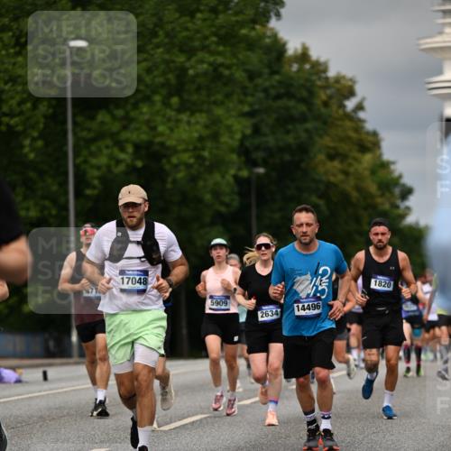 29.06.2025 - hella hamburg halbmarathon Dr. Thomas Lammeyer http://msf.ph/oto/8493483 29.06.2025 10:22:29 Kennedybrücke 1234, 1268, 1477, 1820, 2087, 2305, 2335, 2634, 2821, 3125, 3482, 4123, 4194, 4738, 5290, 5909, 6332, 7160, 7413, 7445, 7649, 7838, 7882, 7883, 8067, 8248, 8341, 9222, 9586, 9717, 9734, 9834, 9844, 10174, 10659, 10908, 10946, 11352 meine-sportfotos.de