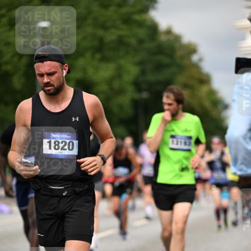 29.06.2025 - hella hamburg halbmarathon Dr. Thomas Lammeyer http://msf.ph/oto/8493760 29.06.2025 10:22:34 Kennedybrücke 1234, 1268, 1477, 1820, 2087, 2335, 2634, 2821, 3125, 3202, 3482, 4123, 4383, 5290, 5909, 6332, 7121, 7160, 7413, 7445, 7649, 7838, 7882, 7883, 8067, 8341, 9222, 9276, 9505, 9717, 9834, 9844, 10174, 10502, 10659, 10856, 10908, 10946, 11020, 11352 meine-sportfotos.de