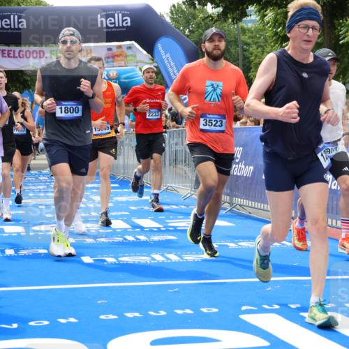 29.06.2025 - hella hamburg halbmarathon Strokosch-Dieckow http://msf.ph/oto/8494039 29.06.2025 10:42:25 Ziel 1209, 1256, 1312, 1353, 1800, 1962, 2233, 3523, 6639, 6770, 7116, 7448, 7693, 7734, 11907, 13446, 13746, 13807, 14226, 15095, 15175, 15270, 15623, 15654, 16281, 16295, 16333, 17016, 17637, 17733, 17911, 18330, 18680 meine-sportfotos.de