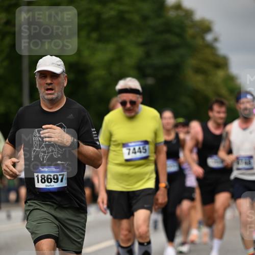 29.06.2025 - hella hamburg halbmarathon Dr. Thomas Lammeyer http://msf.ph/oto/8494059 29.06.2025 10:22:41 Kennedybrücke 1234, 1521, 1820, 2335, 2634, 2821, 3125, 3202, 4123, 4383, 5264, 5266, 5611, 5733, 5909, 5910, 6413, 7121, 7413, 7445, 7454, 7838, 8067, 8341, 8665, 9222, 9276, 9505, 9844, 10174, 10467, 10502, 10659, 10856, 11020 meine-sportfotos.de