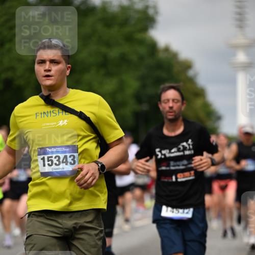 29.06.2025 - hella hamburg halbmarathon Dr. Thomas Lammeyer http://msf.ph/oto/8494457 29.06.2025 10:22:48 Kennedybrücke 1234, 1521, 2335, 2821, 3202, 3321, 3591, 3592, 4123, 4383, 5049, 5264, 5266, 5611, 5733, 5910, 6413, 7121, 7214, 7445, 7454, 8067, 8341, 8665, 8799, 9222, 9276, 9505, 9549, 9658, 10172, 10467, 10502, 10687, 10856, 11020 meine-sportfotos.de