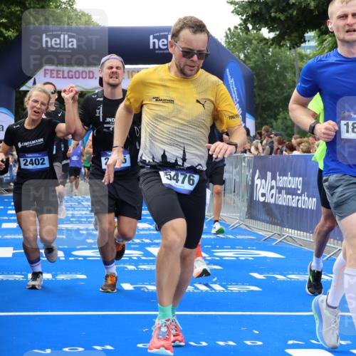 29.06.2025 - hella hamburg halbmarathon Strokosch-Dieckow http://msf.ph/oto/8494635 29.06.2025 10:44:35 Ziel 1468, 1782, 2365, 2402, 3305, 4991, 5476, 6490, 6495, 7322, 7710, 8928, 10669, 12554, 12711, 14351, 14464, 14798, 14816, 15185, 15233, 15862, 16224, 17097, 18107, 18437, 18464, 18539, 18560, 18765, 18868, 19206 meine-sportfotos.de