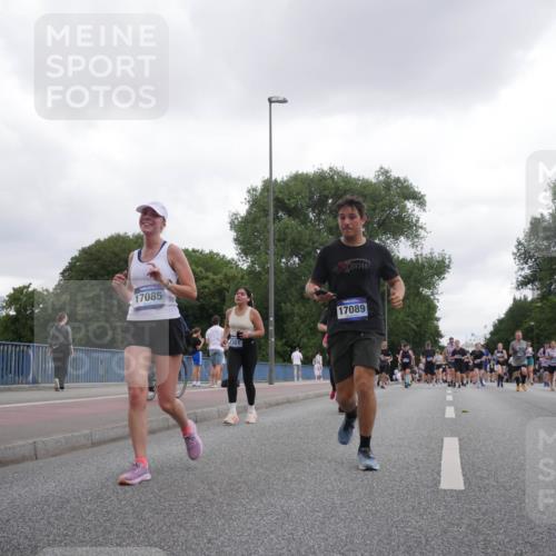 29.06.2025 - hella hamburg halbmarathon Luisa Fischer http://msf.ph/oto/8495240 29.06.2025 10:53:23 Kennedybrücke 17085, 7301, 17089, 755, 1525, 2160, 3710, 4168, 6989, 7755, 8254, 9940, 10060 meine-sportfotos.de