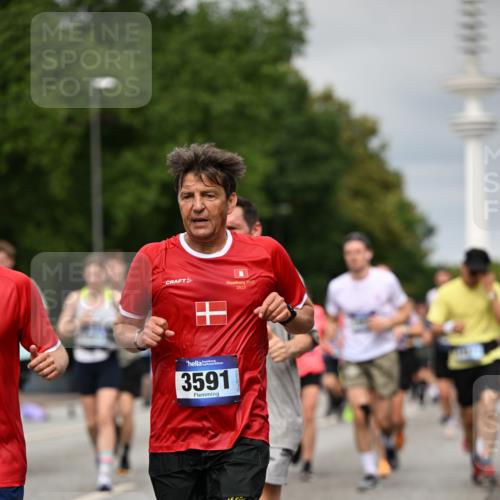 29.06.2025 - hella hamburg halbmarathon Dr. Thomas Lammeyer http://msf.ph/oto/8495427 29.06.2025 10:23:01 Kennedybrücke 1349, 1521, 2096, 2311, 2781, 3026, 3202, 3321, 3591, 3592, 4718, 4845, 5049, 5264, 5266, 5323, 5611, 5733, 5910, 6194, 6413, 6477, 6482, 7051, 7121, 7214, 7454, 7566, 7844, 8665, 8799, 9505, 9549, 9652, 9658, 9756, 9757, 9964, 10037, 10172, 10467, 10502, 10687, 10816, 10856, 11020 meine-sportfotos.de
