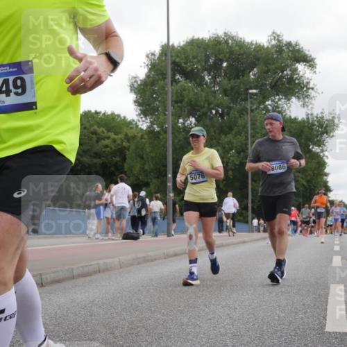 29.06.2025 - hella hamburg halbmarathon Luisa Fischer http://msf.ph/oto/8495644 29.06.2025 10:53:54 Kennedybrücke 5749, 5076, 8086, 1487, 1511, 2047, 4695, 7133, 7161, 7677, 8833, 9096 meine-sportfotos.de