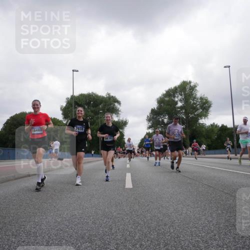 29.06.2025 - hella hamburg halbmarathon Luisa Fischer http://msf.ph/oto/8496315 29.06.2025 10:54:45 Kennedybrücke 18483, 7938, 3838, 20372, 0636, 1930, 2202, 2380, 2484, 2485, 3838, 4652, 5286, 5289, 5357, 7012, 7938, 8410, 10521, 10552, 10636 meine-sportfotos.de