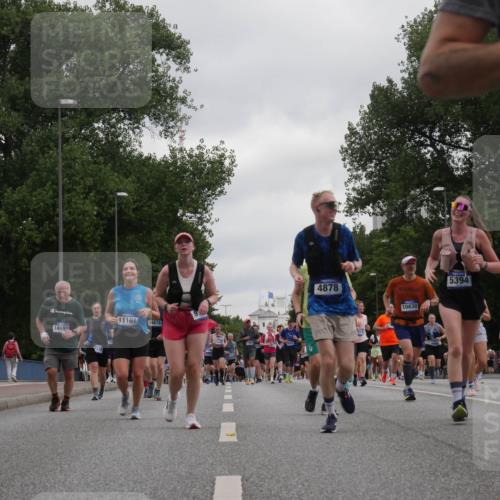 29.06.2025 - hella hamburg halbmarathon Luisa Fischer http://msf.ph/oto/8496572 29.06.2025 10:55:10 Kennedybrücke 15064, 11101, 16678, 14692, 7339, 4878, 10830, 5394, 1418, 3934, 4878, 5062, 5394, 5534, 6456, 6954, 7770, 7771, 8040, 9460, 9462, 9590, 10830 meine-sportfotos.de