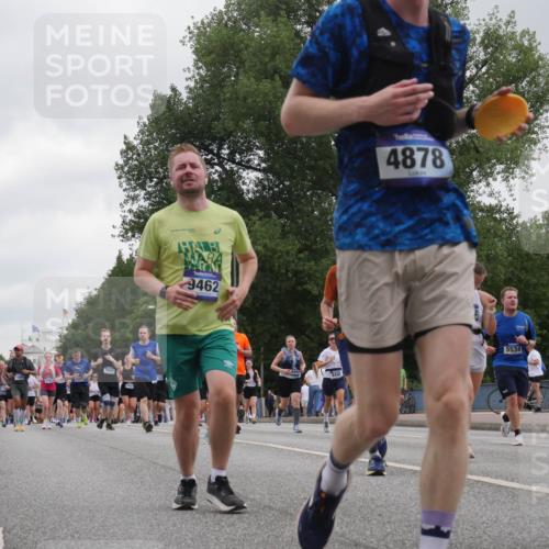 29.06.2025 - hella hamburg halbmarathon Luisa Fischer http://msf.ph/oto/8496601 29.06.2025 10:55:12 Kennedybrücke 14720, 7841, 9462, 4878, 5534, 1418, 1997, 3934, 4878, 5394, 5534, 6456, 6954, 7770, 7771, 7841, 8040, 9460, 9462, 9590, 10830 meine-sportfotos.de