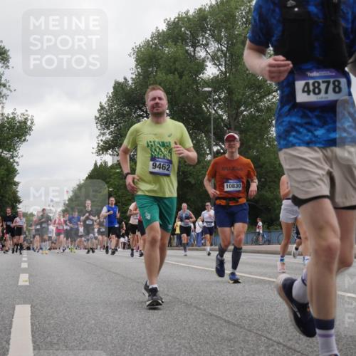 29.06.2025 - hella hamburg halbmarathon Luisa Fischer http://msf.ph/oto/8496606 29.06.2025 10:55:13 Kennedybrücke 578, 9462, 10830, 4878, 1418, 1997, 3934, 4878, 5394, 5534, 6456, 7841, 8040, 9460, 9462, 9590, 10830 meine-sportfotos.de