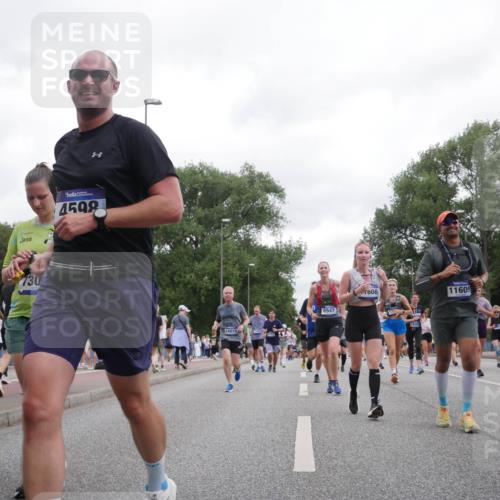 29.06.2025 - hella hamburg halbmarathon Luisa Fischer http://msf.ph/oto/8496727 29.06.2025 10:55:24 Kennedybrücke 130, 4598, 16015, 6947, 608, 11609, 9582, 1997, 4087, 5291, 6885, 6961, 7691, 7841, 9220, 9582, 9583, 9594, 9673 meine-sportfotos.de