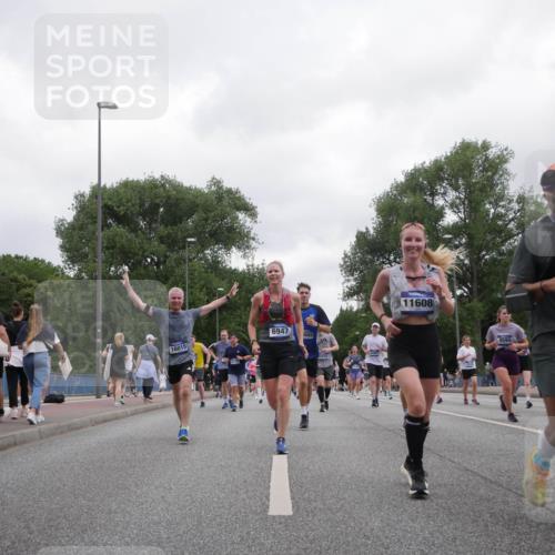 29.06.2025 - hella hamburg halbmarathon Luisa Fischer http://msf.ph/oto/8496736 29.06.2025 10:55:25 Kennedybrücke 16015, 4713, 6947, 3668, 4920, 11608, 9594, 11609, 9582, 4087, 4273, 5291, 6885, 6961, 7691, 9220, 9582, 9583, 9594, 9673 meine-sportfotos.de