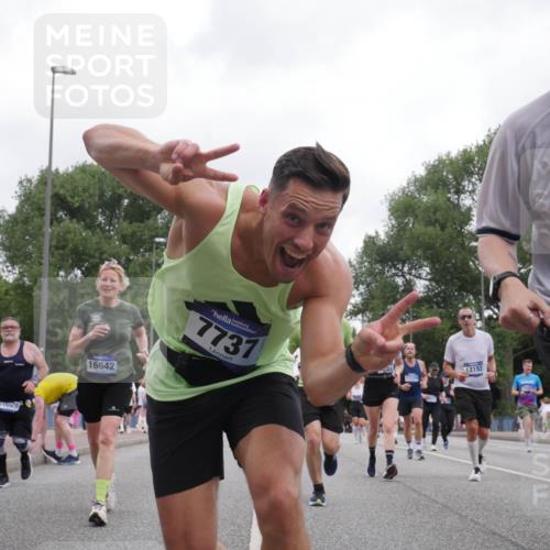 29.06.2025 - hella hamburg halbmarathon Luisa Fischer http://msf.ph/oto/8496978 29.06.2025 10:55:50 Kennedybrücke 10029, 16642, 7731, 13152, 47, 1369, 2308, 2593, 3645, 5262, 6671, 7682, 7737, 8250, 8251, 10600, 10634, 10693 meine-sportfotos.de