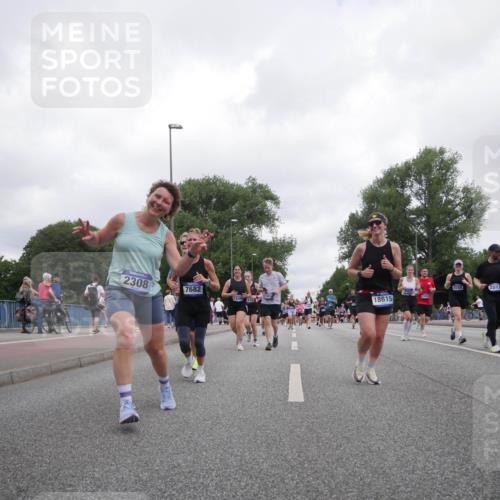 29.06.2025 - hella hamburg halbmarathon Luisa Fischer http://msf.ph/oto/8497034 29.06.2025 10:55:54 Kennedybrücke 2308, 7682, 13286812, 1253, 18615, 8250, 2593, 2308, 2593, 3645, 6671, 7682, 8250, 8251, 10600, 10634, 10693, 10884 meine-sportfotos.de