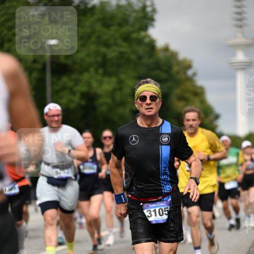 29.06.2025 - hella hamburg halbmarathon Dr. Thomas Lammeyer http://msf.ph/oto/8497048 29.06.2025 10:23:30 Kennedybrücke 1159, 1160, 1325, 1332, 1708, 1718, 1755, 2017, 2311, 2589, 2703, 2812, 2895, 3105, 3118, 3529, 4108, 4110, 4722, 5034, 5080, 5098, 5449, 6249, 6270, 6542, 6736, 7143, 7252, 7566, 7844, 8575, 8761, 8778, 9252, 9270, 9272, 9652, 9856, 10124, 10129, 10540, 10966, 11081 meine-sportfotos.de