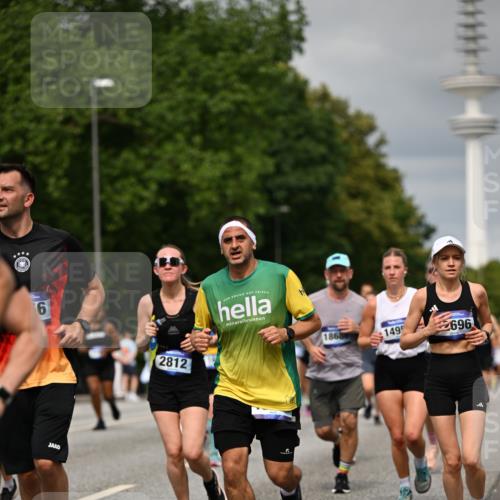 29.06.2025 - hella hamburg halbmarathon Dr. Thomas Lammeyer http://msf.ph/oto/8497202 29.06.2025 10:23:34 Kennedybrücke 1159, 1160, 1325, 1332, 1708, 1718, 1755, 2017, 2405, 2589, 2703, 2812, 2895, 2993, 2995, 3105, 3118, 3446, 4108, 4110, 4170, 4722, 5034, 5080, 5098, 5178, 5449, 6249, 6270, 6542, 6736, 7143, 7252, 8427, 8537, 8575, 8761, 8778, 9252, 9270, 9272, 9856, 10124, 10129, 10540, 10966, 11081 meine-sportfotos.de