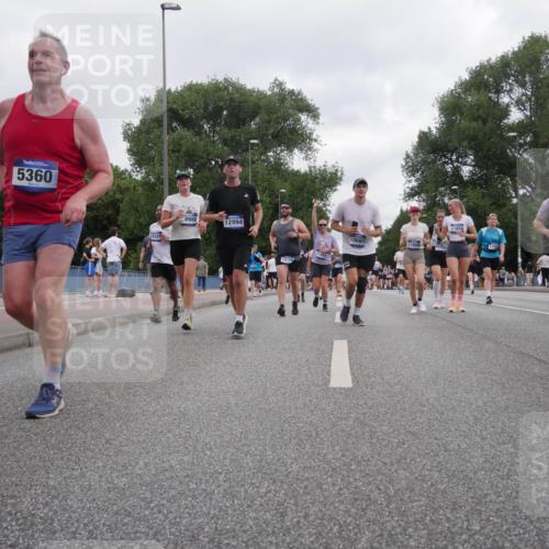 29.06.2025 - hella hamburg halbmarathon Luisa Fischer http://msf.ph/oto/8497359 29.06.2025 10:56:31 Kennedybrücke 5360, 8988, 12994, 11489, 18106, 11974, 10661, 11899, 4961, 4595, 7039, 9368, 10490 meine-sportfotos.de