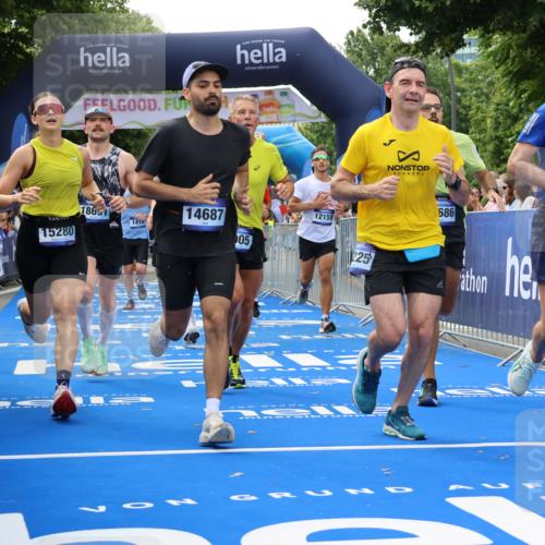 29.06.2025 - hella hamburg halbmarathon Strokosch-Dieckow http://msf.ph/oto/8497415 29.06.2025 10:44:13 Ziel 1220, 1413, 1415, 3021, 4999, 5231, 5275, 5884, 7005, 8722, 9444, 9633, 10193, 10930, 12159, 12528, 14686, 14687, 15225, 15280, 16301, 16316, 16547, 16648, 16893, 17748, 18691 meine-sportfotos.de