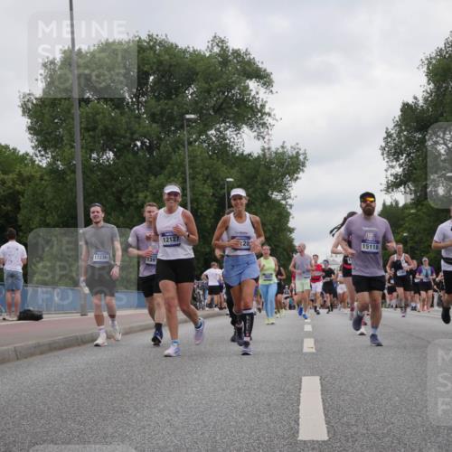 29.06.2025 - hella hamburg halbmarathon Luisa Fischer http://msf.ph/oto/8497616 29.06.2025 10:56:52 Kennedybrücke 17236, 139, 12127, 28, 9685, 15118, 113, 9103, 1753, 3226, 4591, 5562, 6913, 7611, 8212, 8515, 8906, 9103, 9545, 9685 meine-sportfotos.de