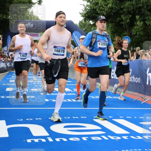 29.06.2025 - hella hamburg halbmarathon Strokosch-Dieckow http://msf.ph/oto/8497882 29.06.2025 10:54:20 Ziel 1267, 1442, 3103, 3177, 3426, 3861, 4635, 4868, 6082, 6084, 6511, 6512, 7129, 7274, 8223, 8772, 11009, 11430, 12321, 12362, 13033, 13289, 13803, 15946, 16327, 16527, 16574, 16750, 16879, 17087, 17698, 18268, 19067 meine-sportfotos.de