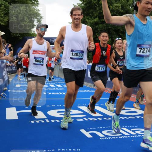 29.06.2025 - hella hamburg halbmarathon Strokosch-Dieckow http://msf.ph/oto/8498091 29.06.2025 10:54:15 Ziel 1267, 1442, 3103, 3177, 3861, 3898, 5638, 6082, 6084, 6443, 6511, 6512, 7274, 8223, 8390, 8772, 9791, 11430, 12213, 13033, 13289, 13794, 13803, 15169, 15524, 15946, 16527, 16574, 16750, 16780, 16879, 17087, 17698, 18268 meine-sportfotos.de