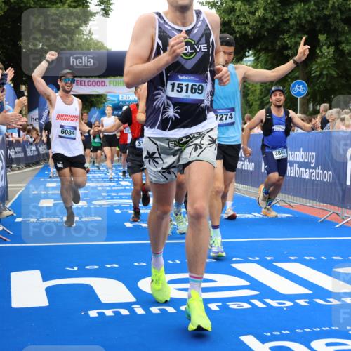 29.06.2025 - hella hamburg halbmarathon Strokosch-Dieckow http://msf.ph/oto/8498147 29.06.2025 10:54:13 Ziel 1267, 3103, 3177, 3861, 3898, 5638, 6082, 6084, 6294, 6443, 6581, 7274, 8223, 8390, 9791, 11430, 12213, 13033, 13289, 13397, 13794, 13803, 15169, 15524, 15946, 16527, 16574, 16750, 16780, 16871, 16879, 17087, 17698, 18268 meine-sportfotos.de